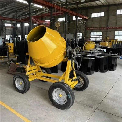 Mobile beton mixer